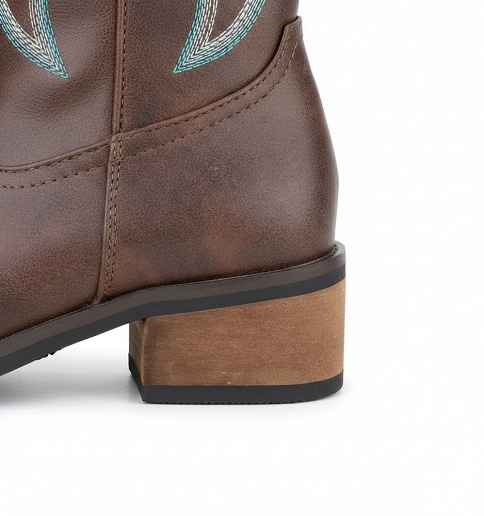 Bota Wild Path